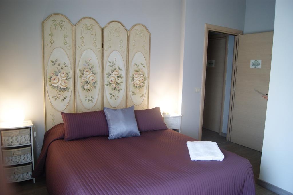 ローマ Residenza I Ciclamini Bed & Breakfast エクステリア 写真